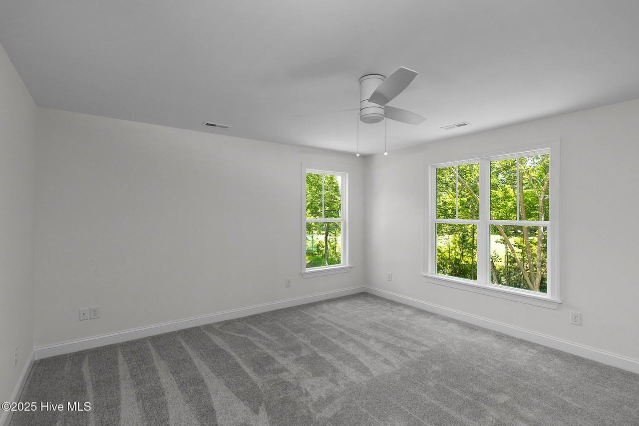 357 357 Mccabe Road - Photo 7 of 14