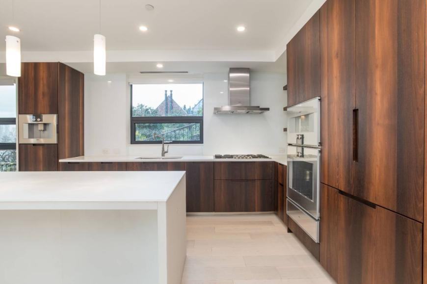 1101 7th Ave W - Photo 2 of 10