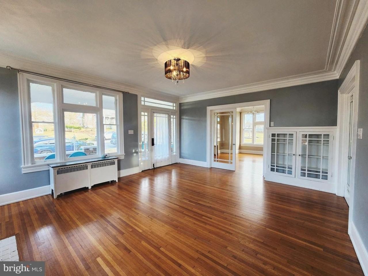 515 4th St - Photo 2 of 50