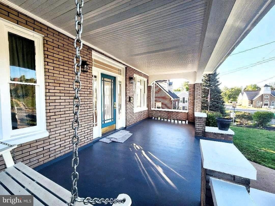 515 4th St - Photo 6 of 50