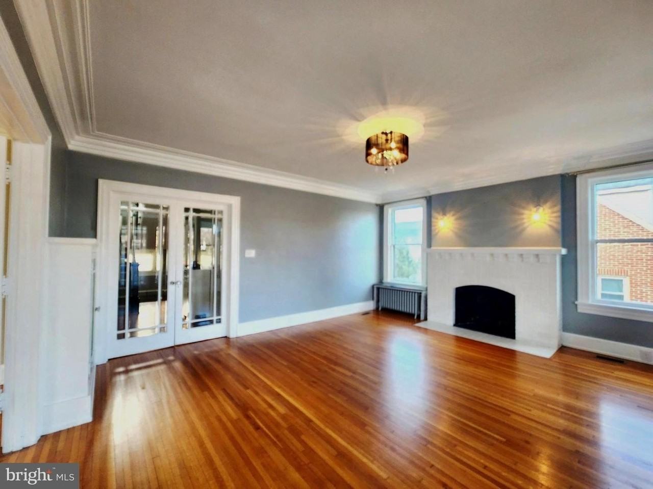 515 4th St - Photo 7 of 50