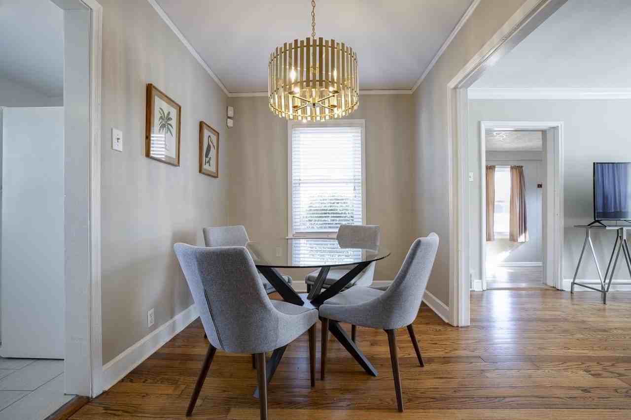 2522 N Edwin Cir - Photo 7 of 21