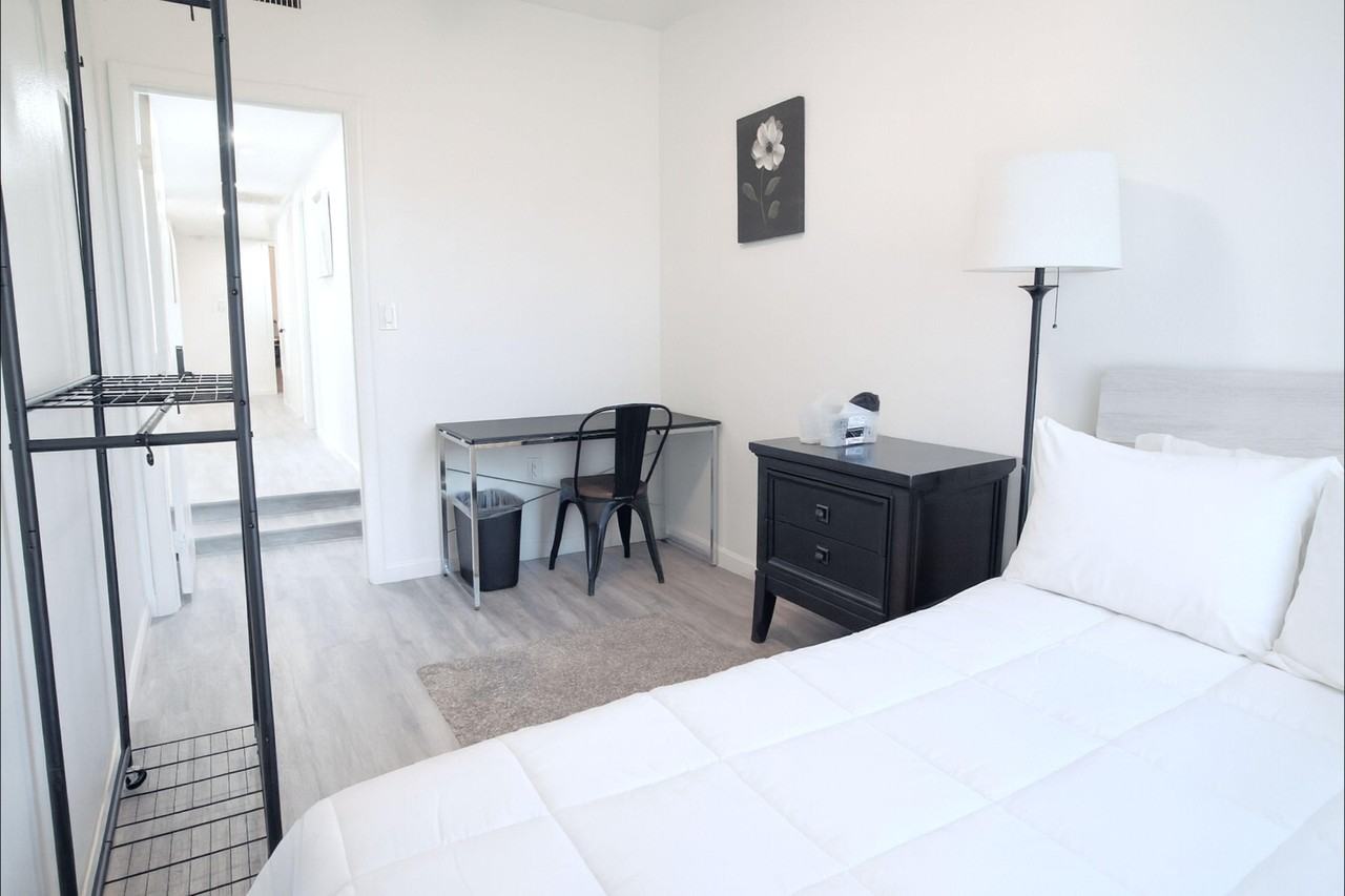 W Rose Ln - Photo 2 of 9