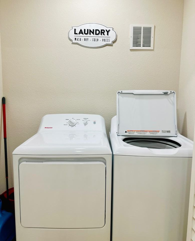 Hawaii Dr S - Photo 2 of 6