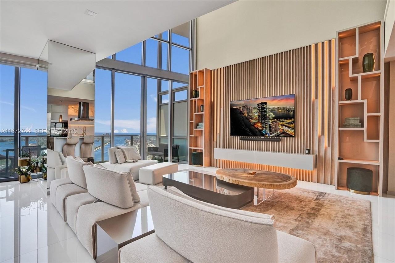 1100 Biscayne Boulevard #6303 - Photo 2 of 50