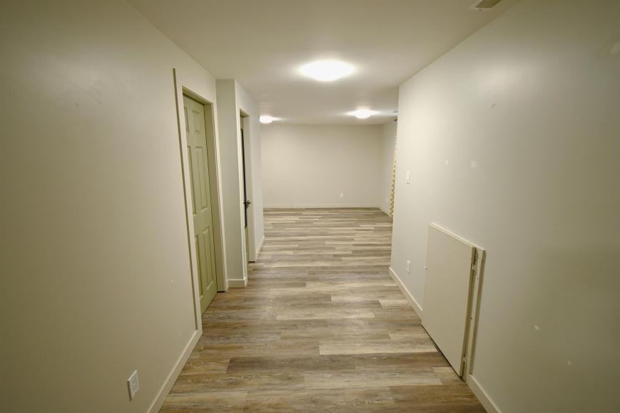 2401 Pine St - Photo 3 of 10