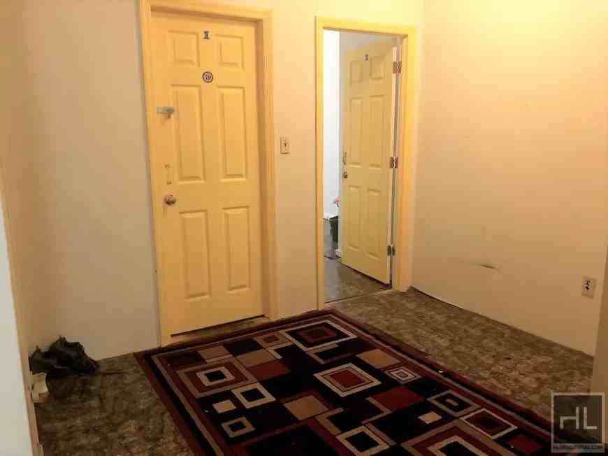 444 Halsey Street - Photo 7 of 10