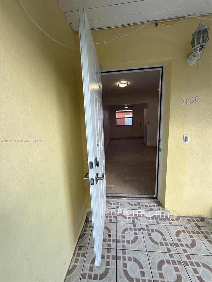 2051 Ne 167th St #2055 - Photo 3 of 18