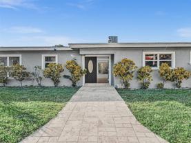 4416 Southwest 35th Avenue - Photo 1 of 1