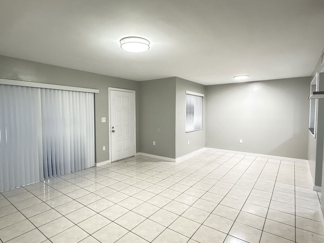 8570 Nw 3rd Ln #206 - Photo 3 of 8