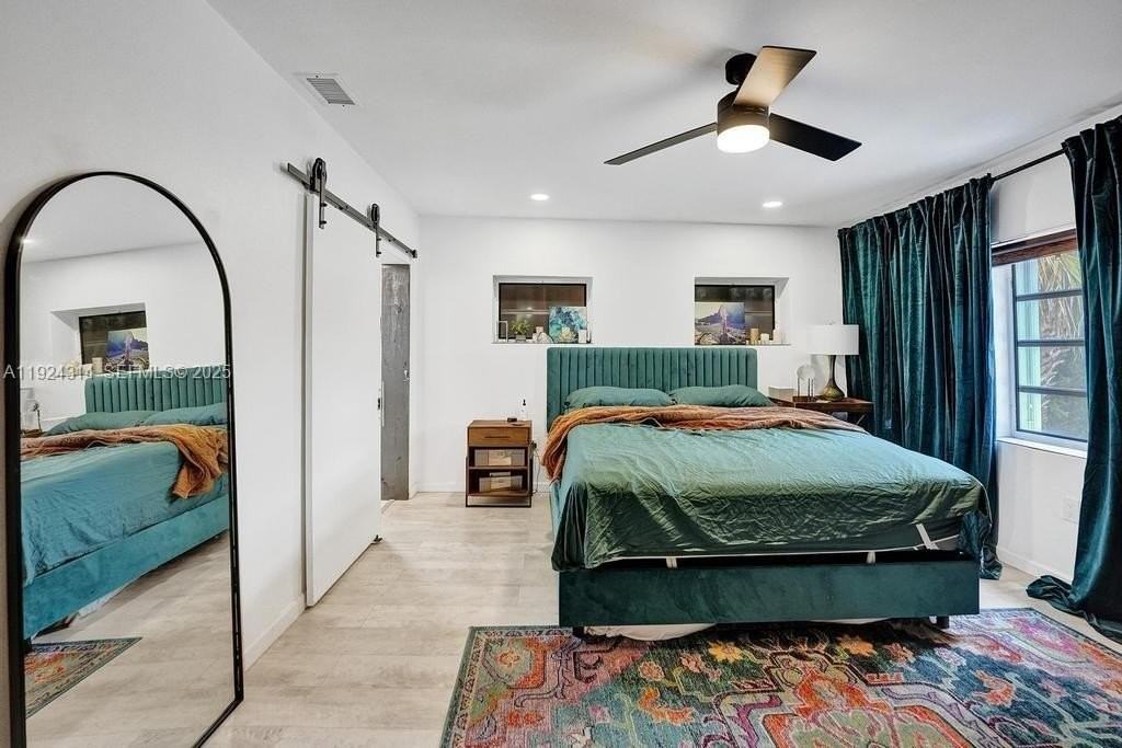 4104 Larch Ave - Photo 6 of 15