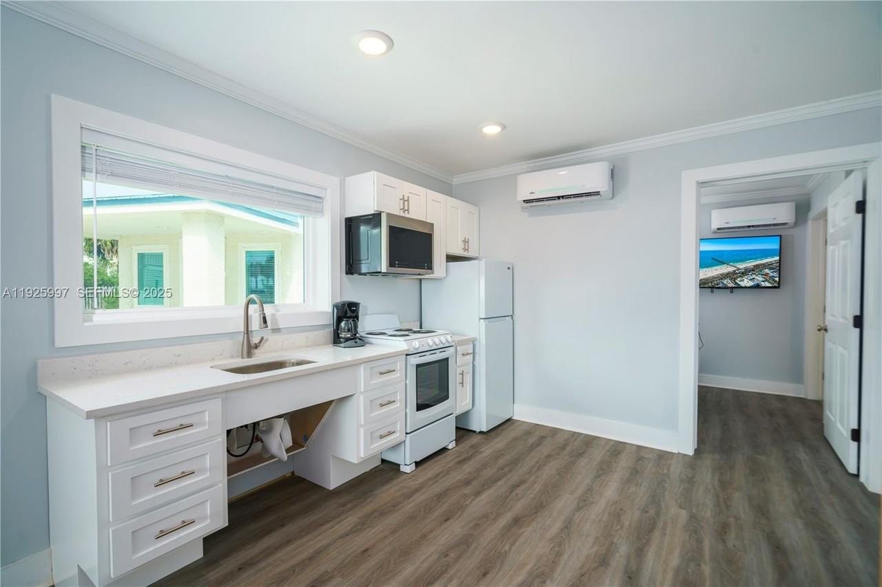 17784 Front Beach Rd #16 - Photo 3 of 12