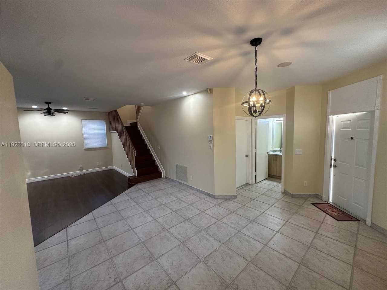 6839 Northwest 69th Court #6839 - Photo 7 of 35