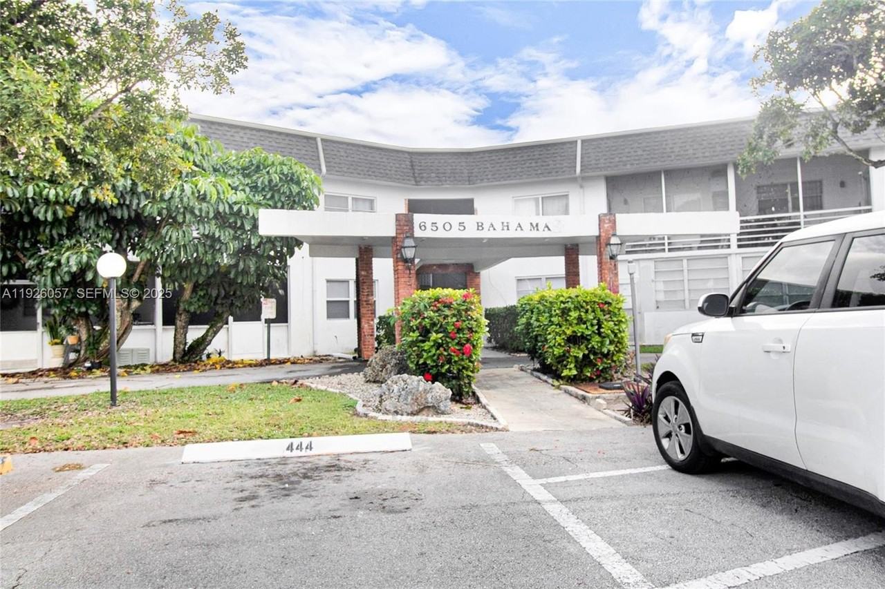 6505 Winfield Boulevard #B4