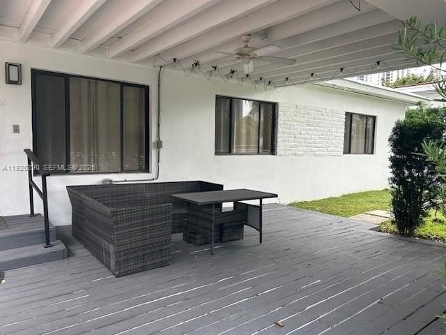 245 189th Ter #0 - Photo 4 of 22