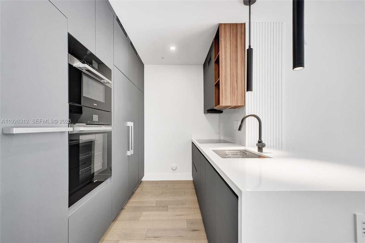 200 Sunrise Dr #200A - Photo 7 of 45