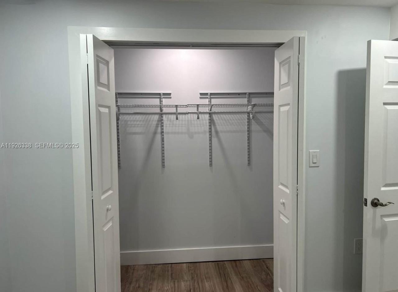 1493 Nw 1st Ave #B - Photo 7 of 15