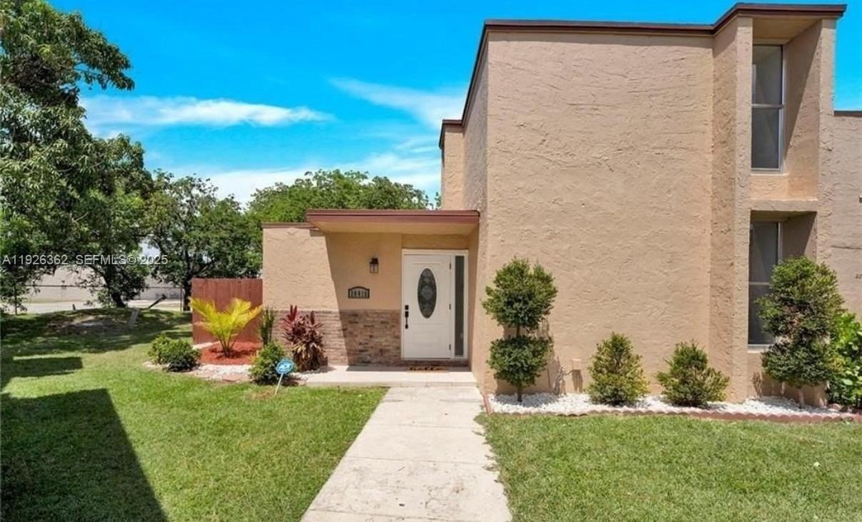 20010 Sw 123rd Dr #20010 - Photo 3 of 15