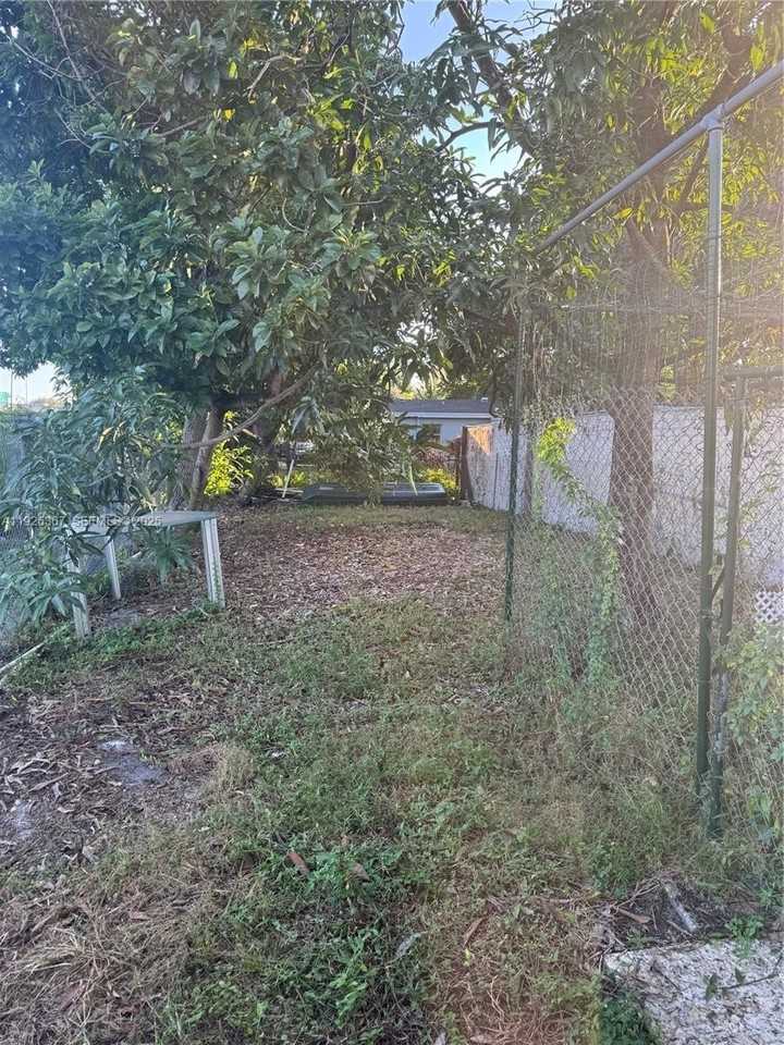 6230 Garfield Street #1 - Photo 5 of 14