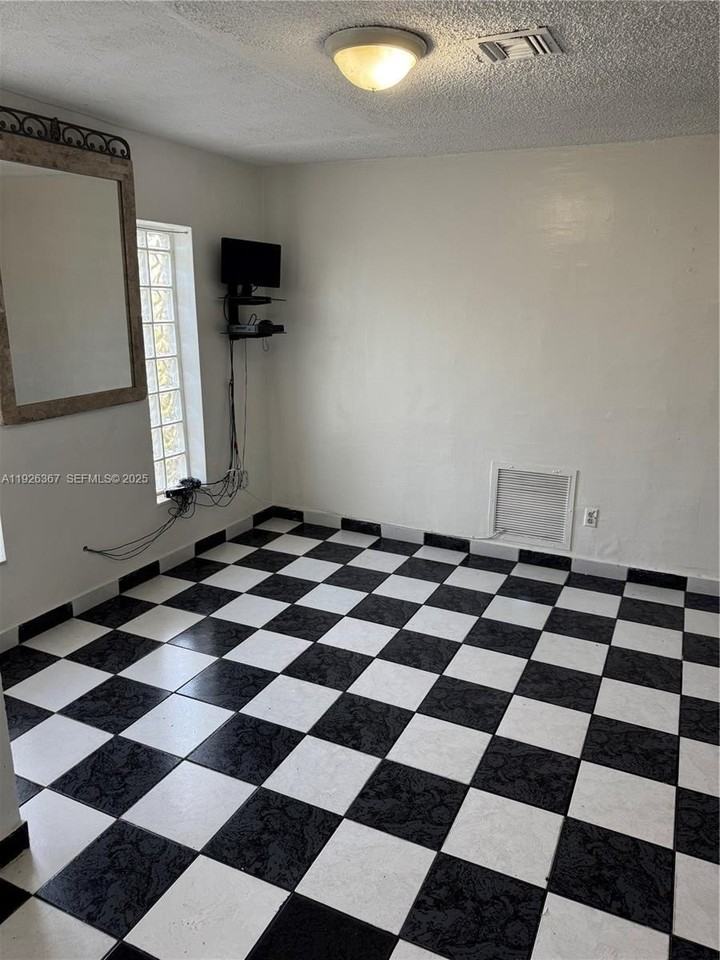 6230 Garfield Street #1 - Photo 7 of 14