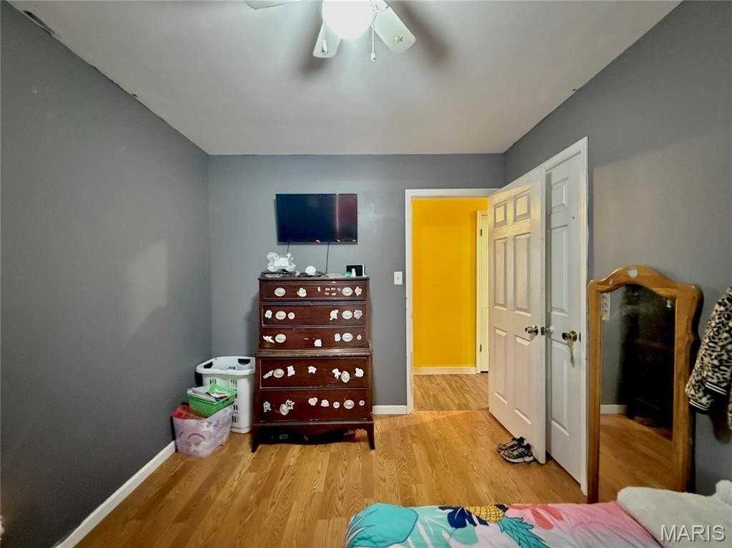 5823 Mayberry Dr - Photo 6 of 16