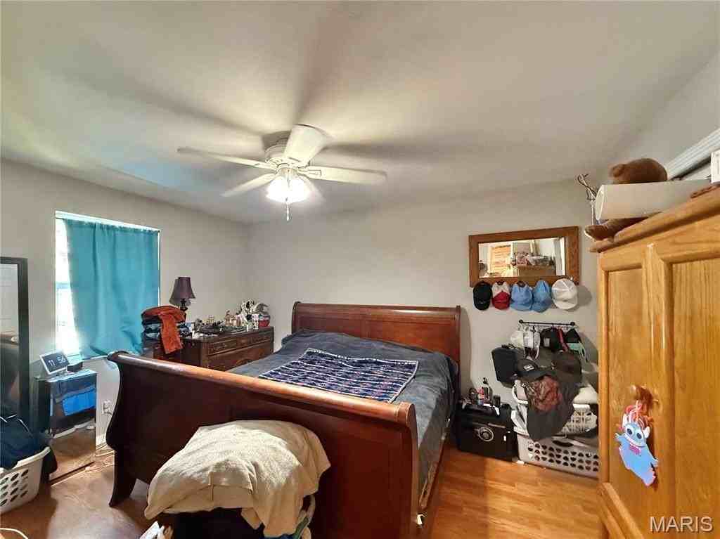 5823 Mayberry Dr - Photo 7 of 16