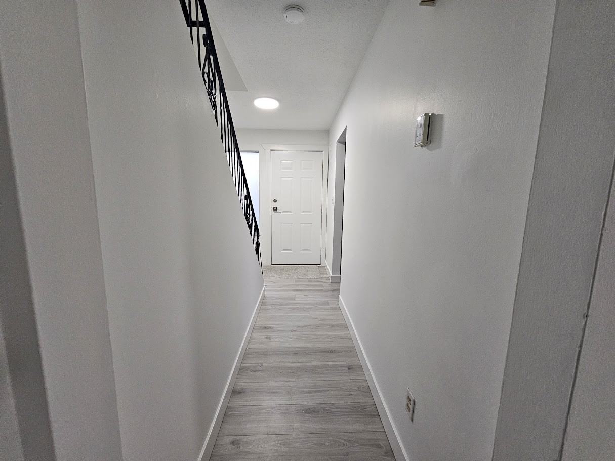 26784 26784 32 Avenue3 #3 - Photo 3 of 21