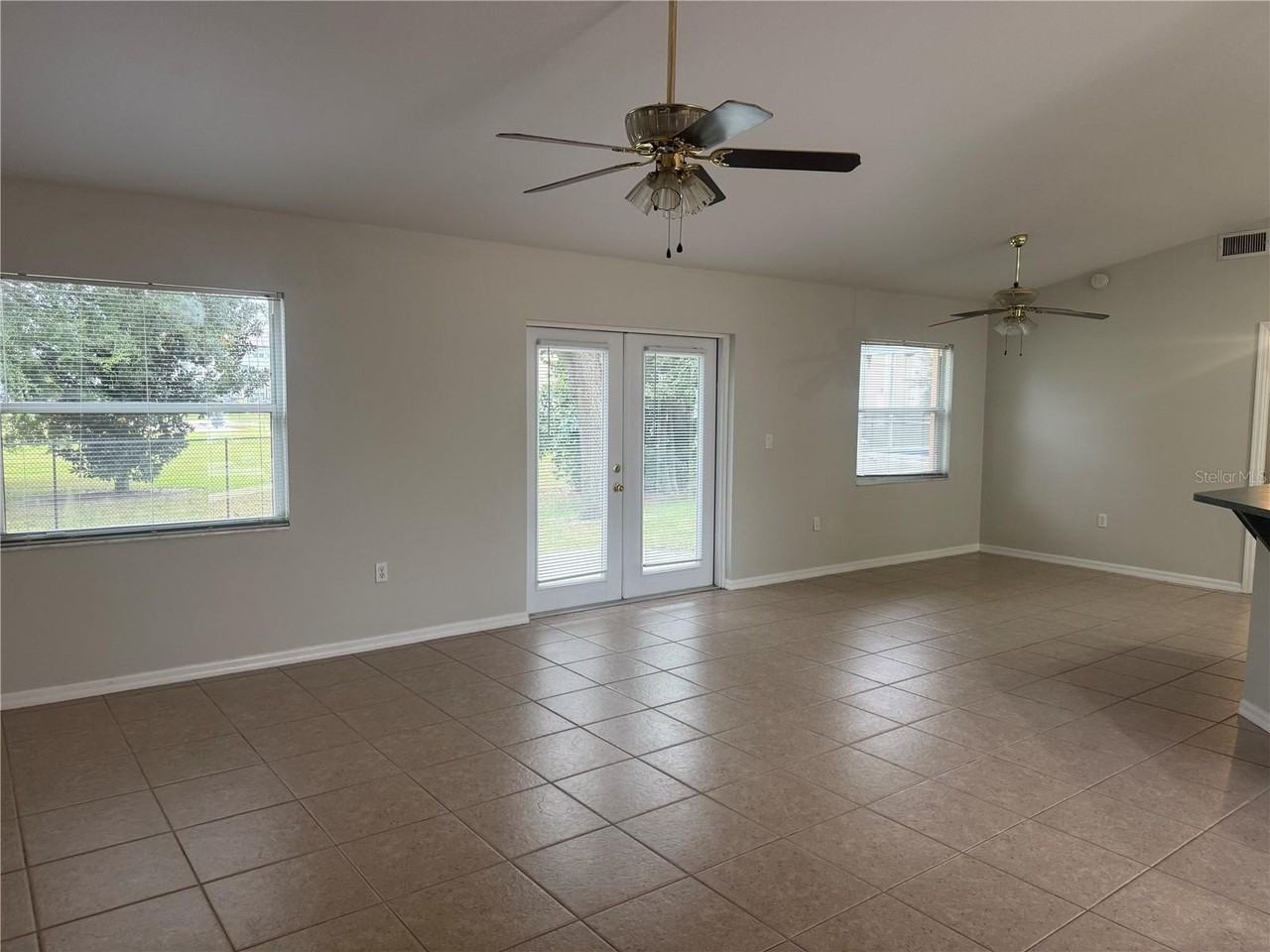 620 Reflections Loop - Photo 4 of 31