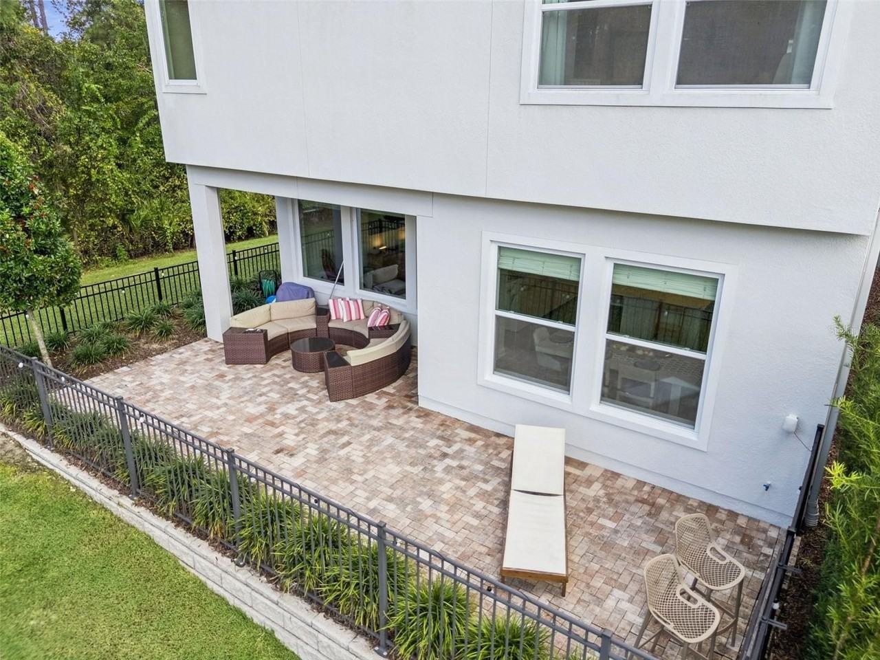 534 Wishbone Ln - Photo 4 of 50