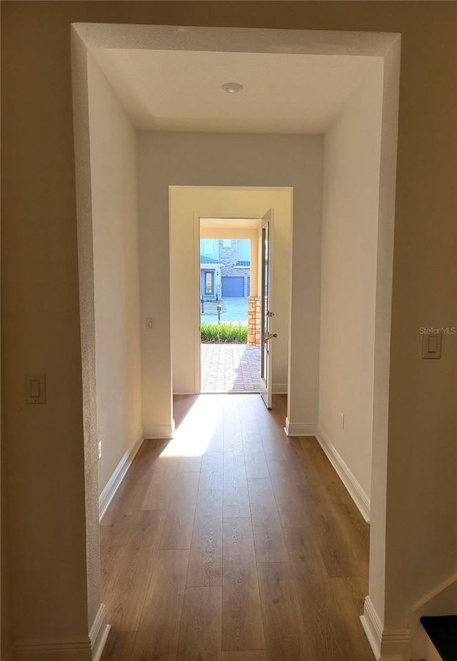 15627 Vetta Dr - Photo 6 of 36