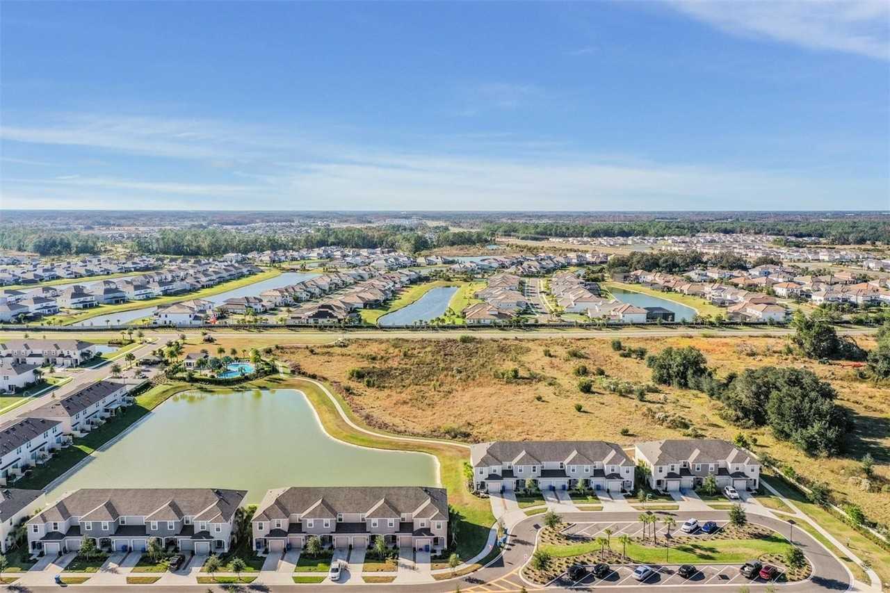 2419 Paravane Way - Photo 7 of 20