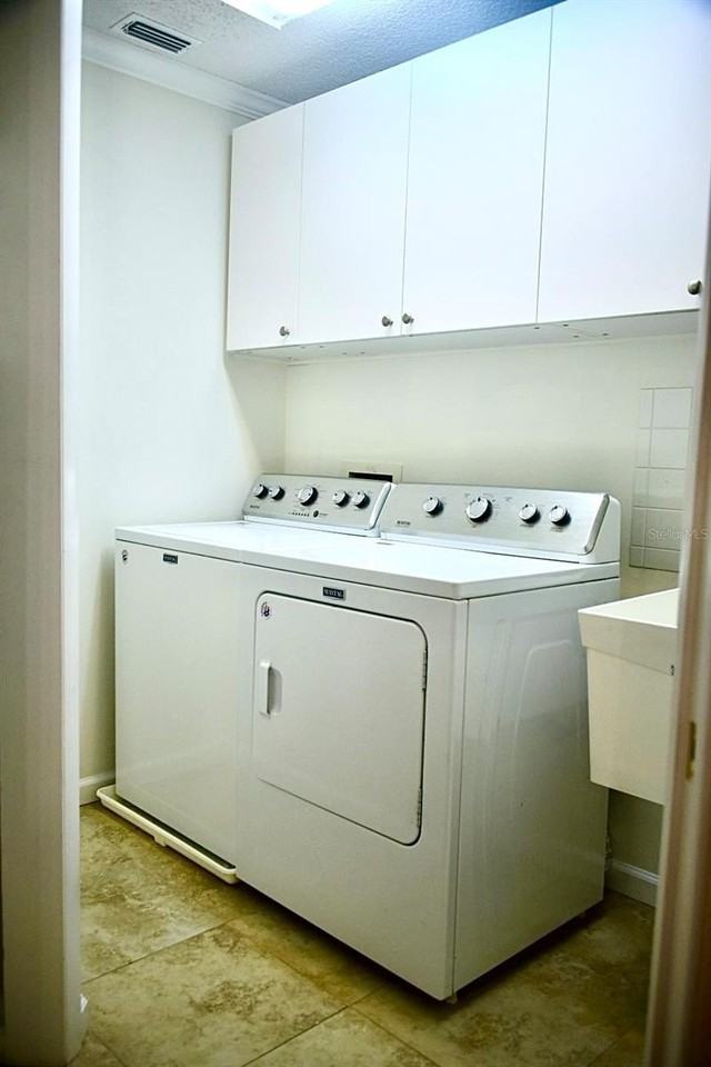 4230 Arborwood Ln - Photo 5 of 25