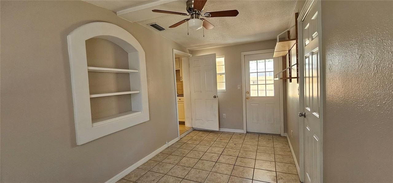 3125 19th St N - Photo 6 of 14