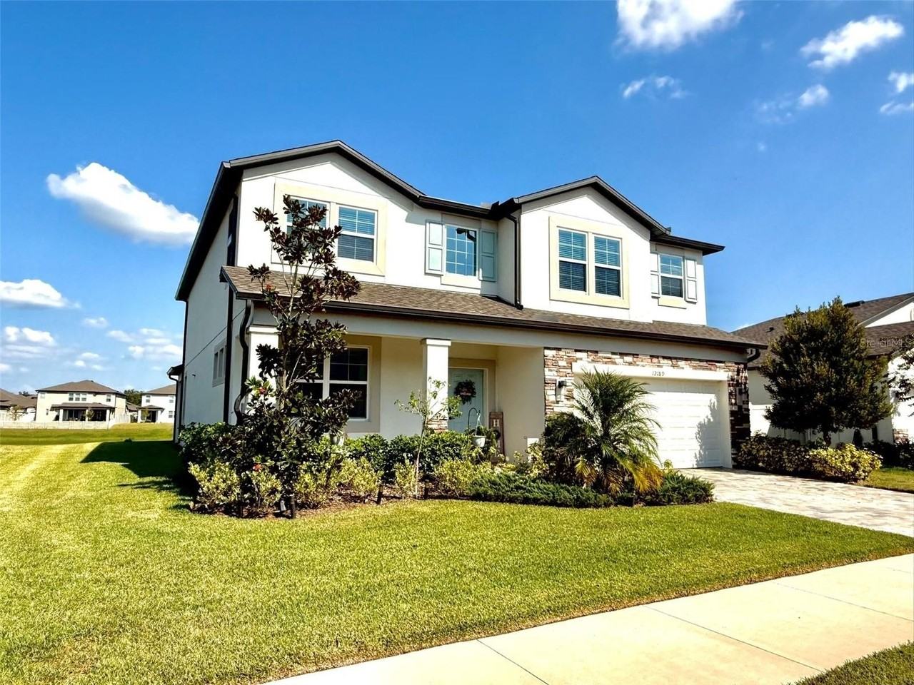 12189 Nouveau Ave - Photo 2 of 50