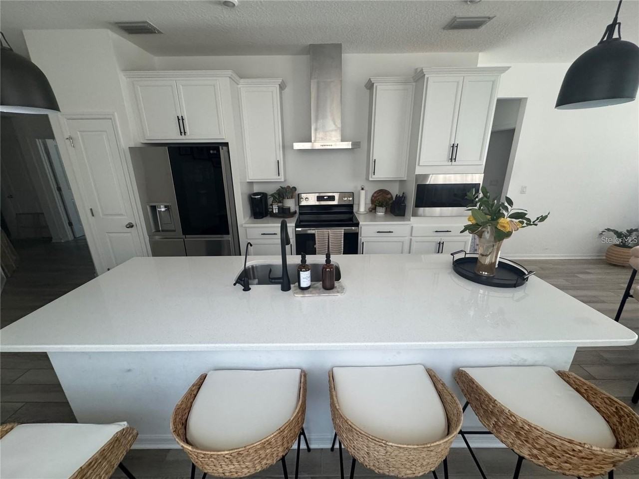 4356 Reisswood Loop - Photo 6 of 17