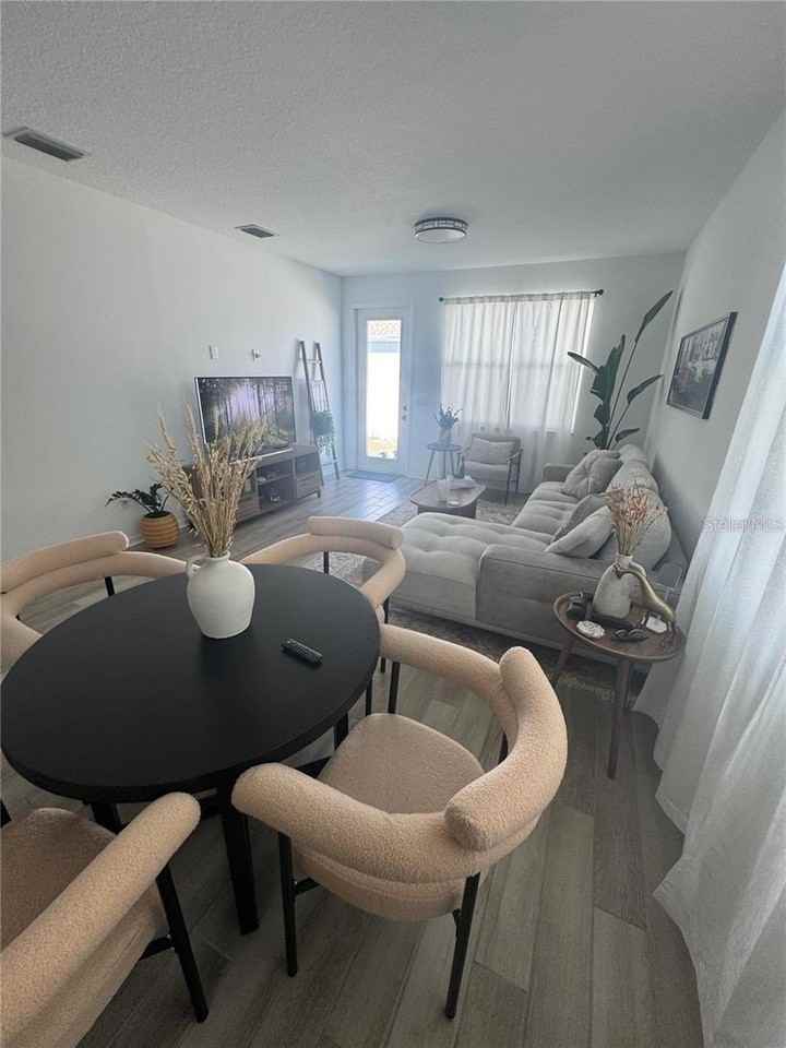 4356 Reisswood Loop - Photo 7 of 17