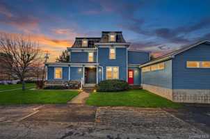 featured image of 12 Scotchtown Avenue