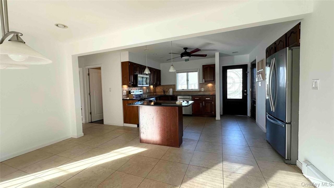 34 Marksman Ln - Photo 2 of 15