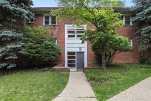 140 North Broadway #IT9 - Photo 1 of 1