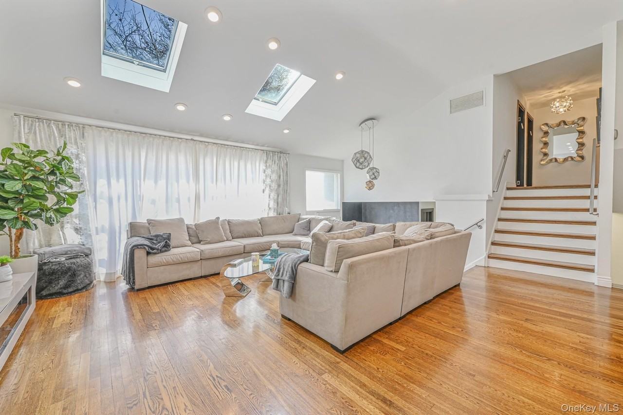 972 S End - Photo 6 of 27