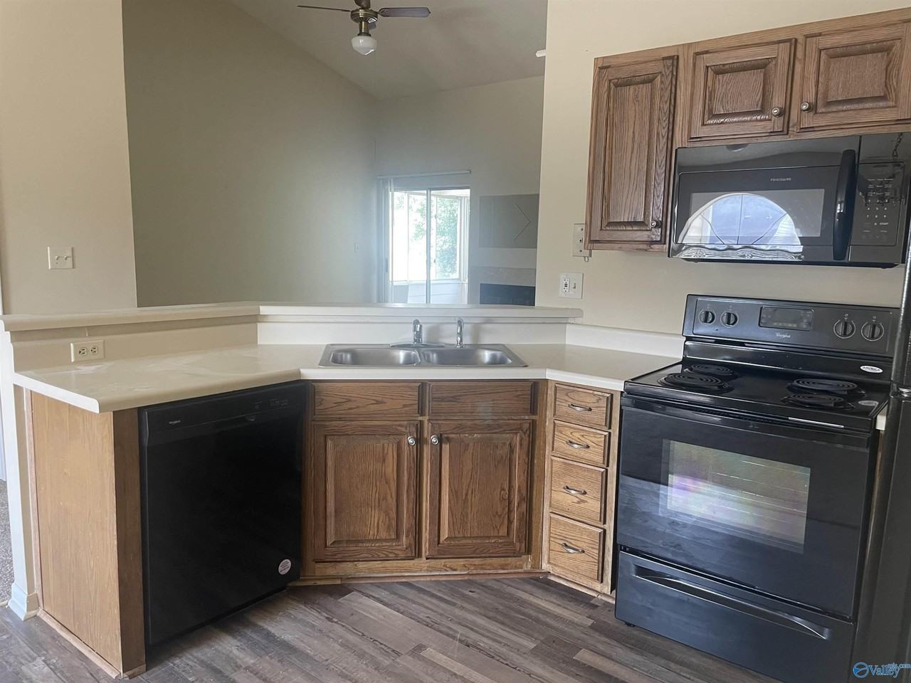 1155 Old Monrovia Rd Nw #9H - Photo 4 of 27