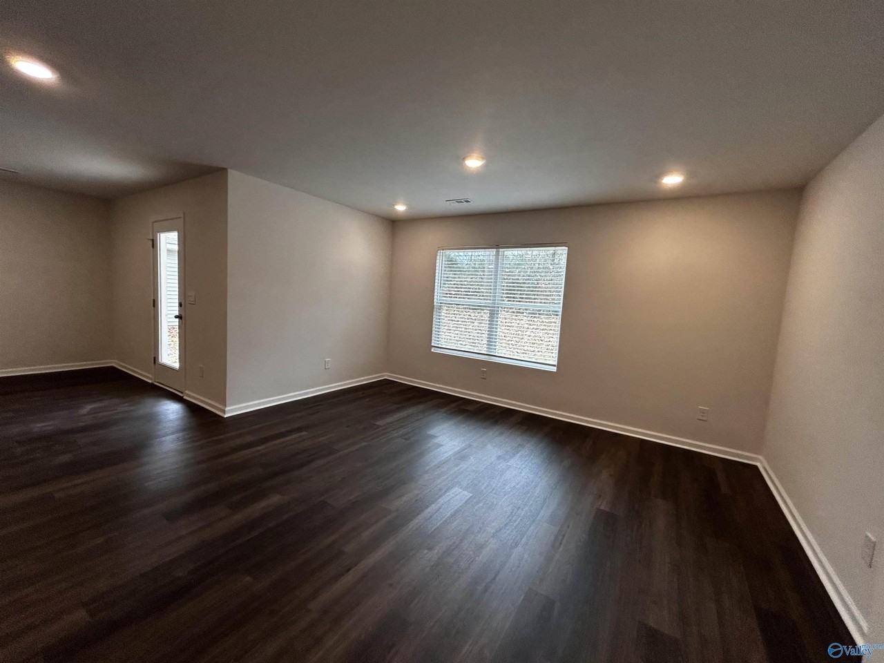 9946 Sequoyah Cove Drive - Photo 5 of 14