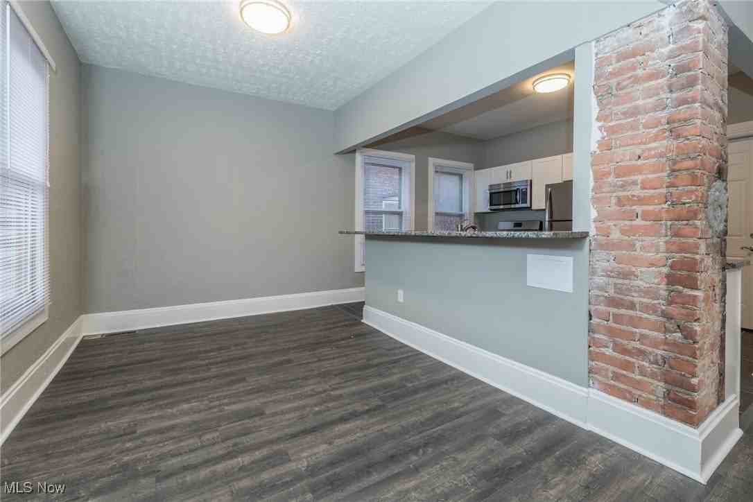 1387 W 69th St Apt 1 #1 - Photo 5 of 16