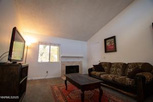 featured image of 2080 Highview Ct Apt 2 #2