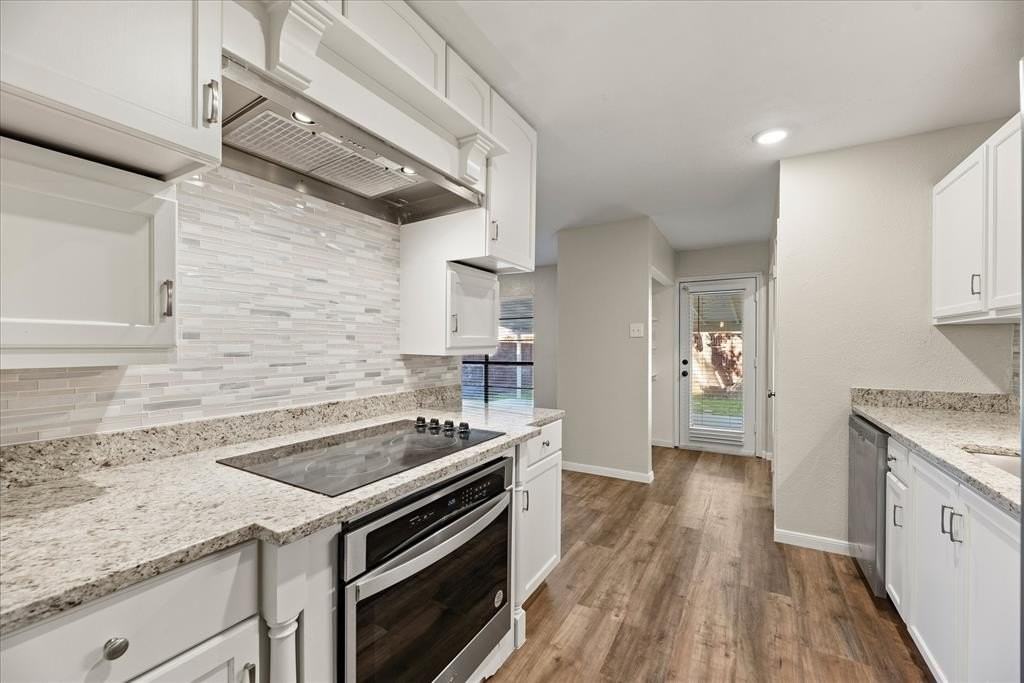 5209 Strickland Ave - Photo 7 of 20