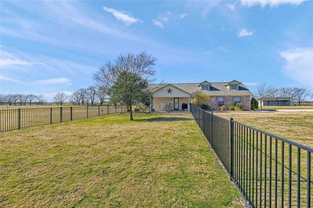 132 Windmill - Photo 3 of 39