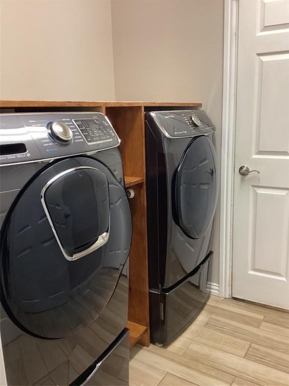 3721 Oak St - Photo 6 of 16