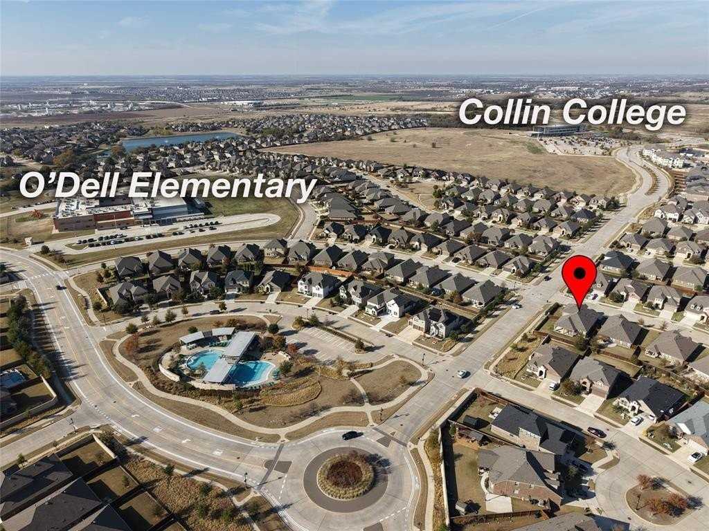 1001 Berry Street - Photo 3 of 40