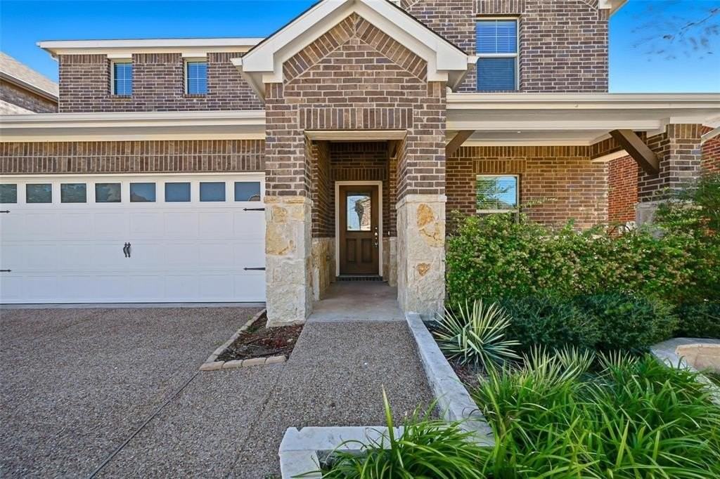 206 Fieldstone Dr - Photo 4 of 31