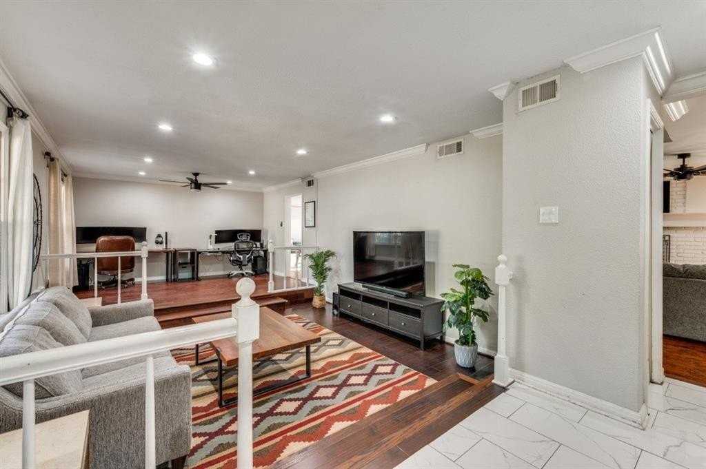 7544 Madeira Dr - Photo 6 of 26